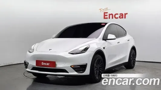 Tesla Model Y, 2021