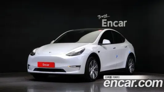 Tesla Model Y, 2021