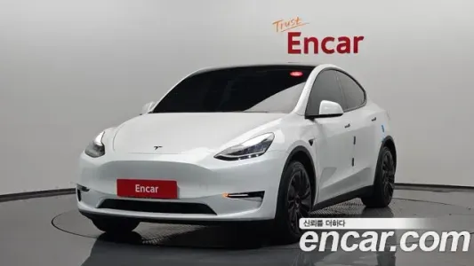 Tesla Model Y, 2021