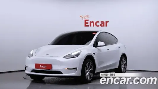 Tesla Model Y, 2021