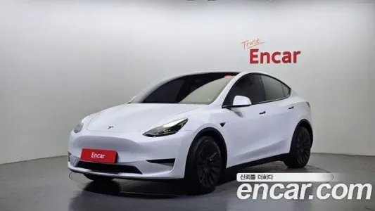 Tesla Model Y, 2023