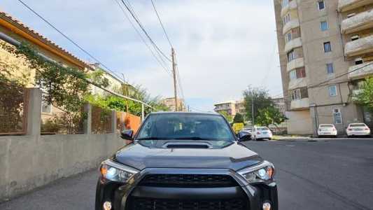 Toyota 4Runner, Бензин, 2016