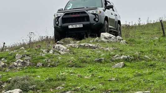 Toyota 4Runner, Бензин, 2016