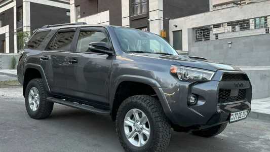 Toyota 4Runner, Бензин, 2021