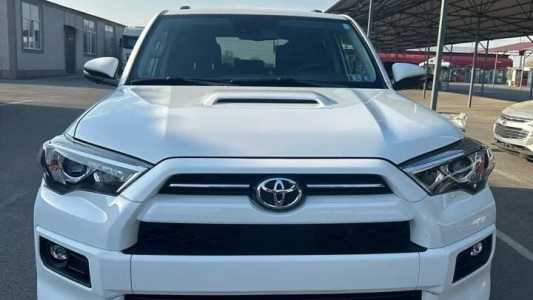 Toyota 4Runner, Бензин, 2021