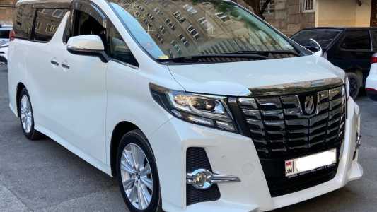 Toyota Alphard, Бензин, 2017