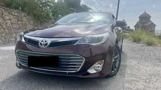 Toyota Avalon, Бензин, 2013