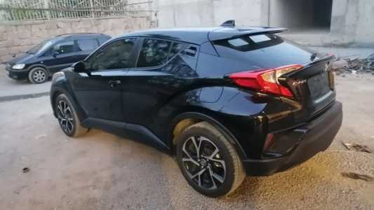 Toyota C-HR, Бензин, 2019