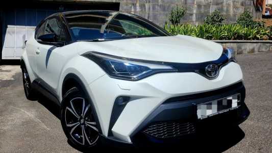 Toyota C-HR, Бензин, 2019