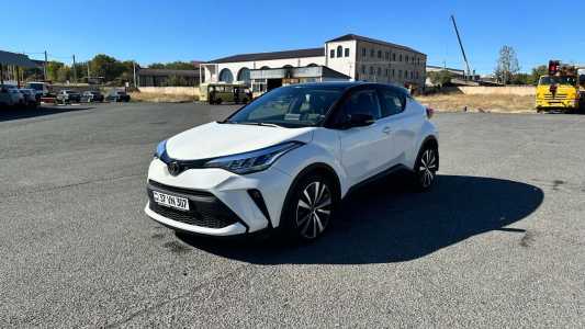 Toyota C-HR, Бензин, 2020