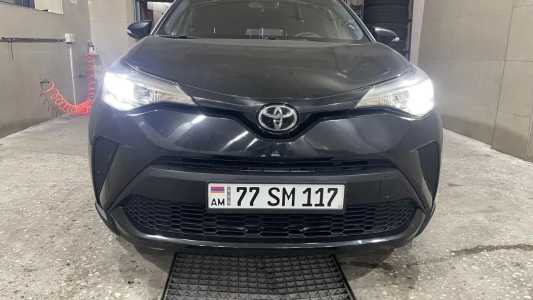 Toyota C-HR, Бензин, 2021