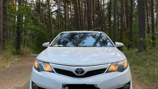 Toyota Camry, Бензин, 2012