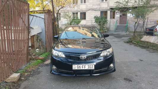 Toyota Camry, Бензин, 2012