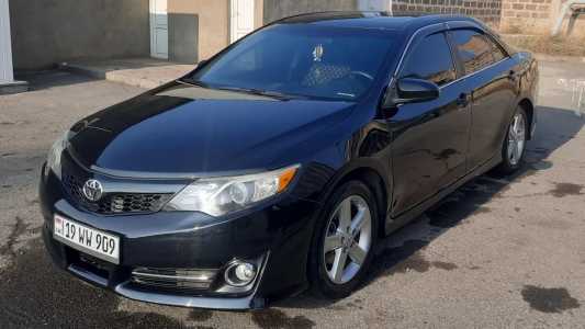 Toyota Camry, Бензин, 2012