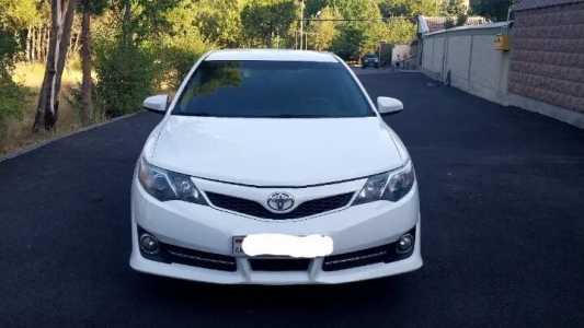 Toyota Camry, Бензин, 2012