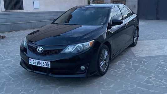 Toyota Camry, Бензин, 2012