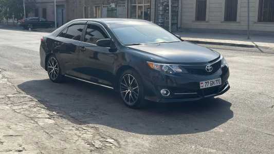 Toyota Camry, Бензин, 2012