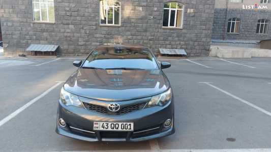 Toyota Camry, Бензин, 2013