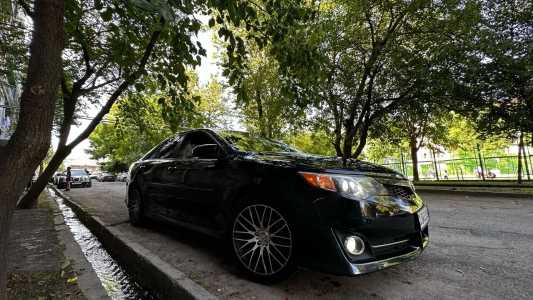 Toyota Camry, Бензин, 2013