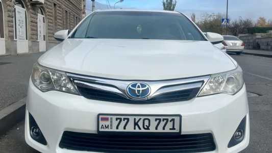 Toyota Camry, Бензин, 2013