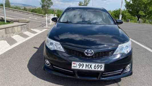 Toyota Camry, Бензин, 2013