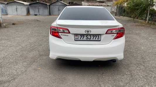 Toyota Camry, Бензин, 2014