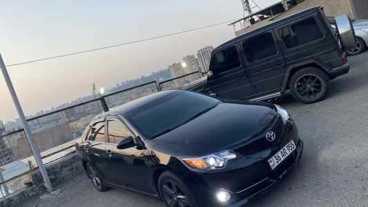 Toyota Camry, Бензин, 2014