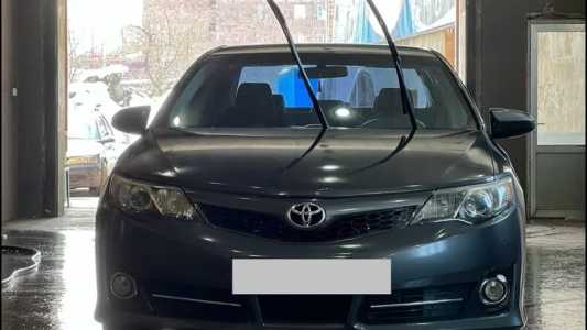 Toyota Camry, Бензин, 2014