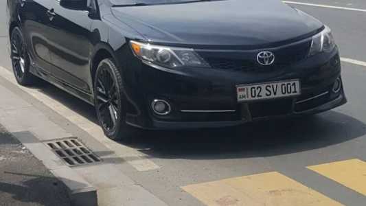 Toyota Camry, Бензин, 2014