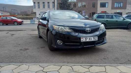 Toyota Camry, Бензин, 2014