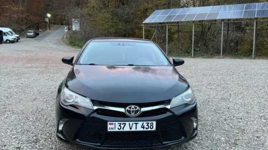 Toyota Camry, Бензин, 2015