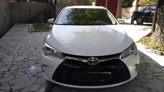 Toyota Camry, Бензин, 2015