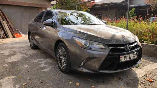 Toyota Camry, Бензин, 2015