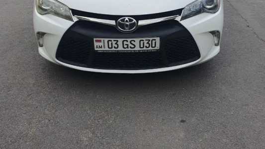 Toyota Camry, Бензин, 2015