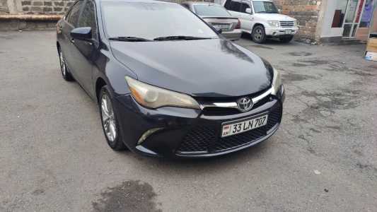 Toyota Camry, Бензин, 2015