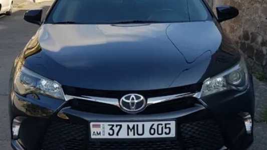 Toyota Camry, Бензин, 2016