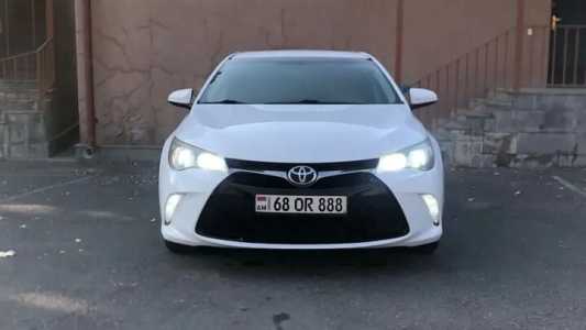 Toyota Camry, Бензин, 2016