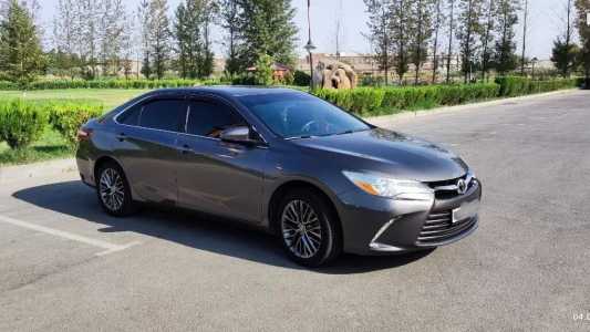 Toyota Camry, Бензин, 2016