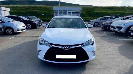 Toyota Camry, Бензин, 2016