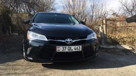 Toyota Camry, Бензин, 2017