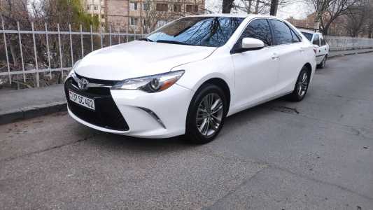 Toyota Camry, Бензин, 2017