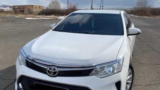 Toyota Camry, Бензин, 2017