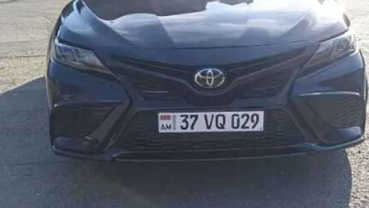 Toyota Camry, Бензин, 2017