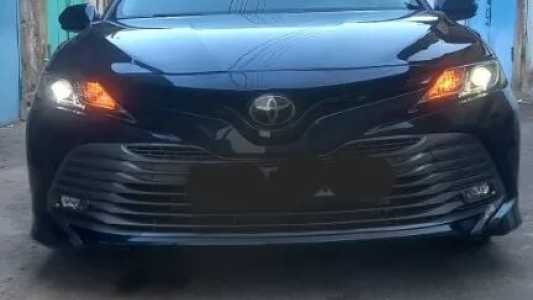 Toyota Camry, Бензин, 2018