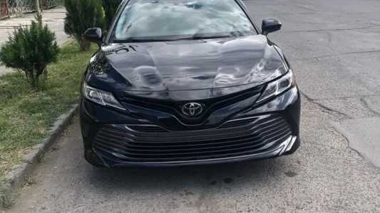 Toyota Camry, Бензин, 2018