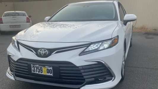 Toyota Camry, Бензин, 2018