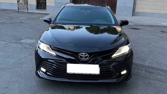 Toyota Camry, Бензин, 2018