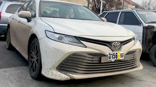 Toyota Camry, Бензин, 2018