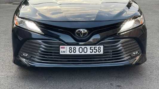 Toyota Camry, Бензин, 2018