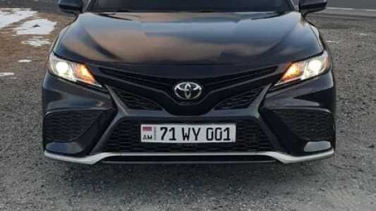 Toyota Camry, Бензин, 2018